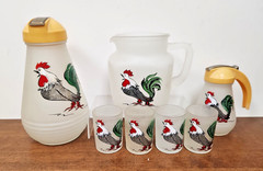 VINTAGE HAZEL ATLAS FROSTED ROOSTER NINE PIECE BREAKFAST SET