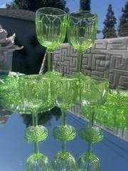 5 Hocking COLONIAL KNIFE & FORK GREEN 4 1/2″ – 21/2 OZ WINE GOBLETS