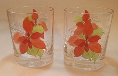 Poinsettia Glasses. Set Of 2. 9oz. 3.75″ Tall