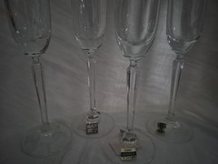 Set of 4 Mikasa Wheaton Lead Crystal Champagne Flutes 9 3/4″h Gold Rim NIB