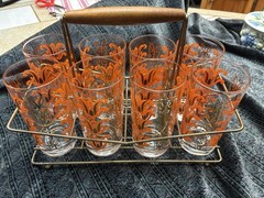 Vintage Drinking Glasses Set