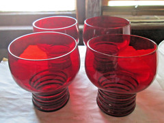 VINTAGE SET OF 4 HAND BLOWN RUBY RED GLASS TUMBLERS, 3 1/2″x3 1/2″, USED