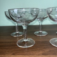 Set 5 Vintage Etched Grapevine Champagne Coupe Cocktail Crystal Glasses, 4.4”