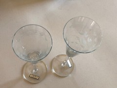 PAIR OF COLONY HAND MADE IN ROMANIA ETCHED CHAMPAGNE TOASTING FLUTES 11” HEARTS