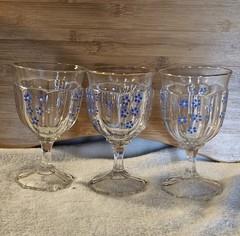 3 Vintage Libbey Cloverhill Floral Design On Stemmed Wine Or Water Glasses