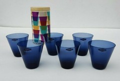 Early NUUTAJARVI NOTSJO KAJ FRANCK Thin Wall KARTIO BLUE GLASS TUMBLERS & BOX