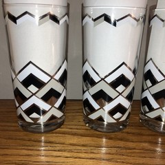 Vintage Set of 5 Georges Briard Black, White, Silver Chevron Glass Tumblers