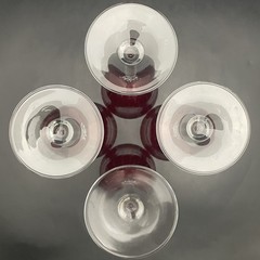 La Reine 4pc Vertical Stripes Ruby Red Cut to Clear Wine Glasses Italy 8″t 8oz