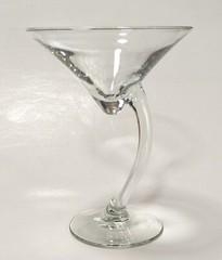 2 Martini Glasses Vodka Cosmo 6 oz Hand Blown Clear, Curved Stem 7 3/8″ Tall