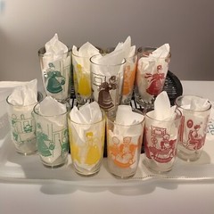 Vintage MCM Juice Glasses A Set Of 11 Kraft Foods Bustling Betsy 1953