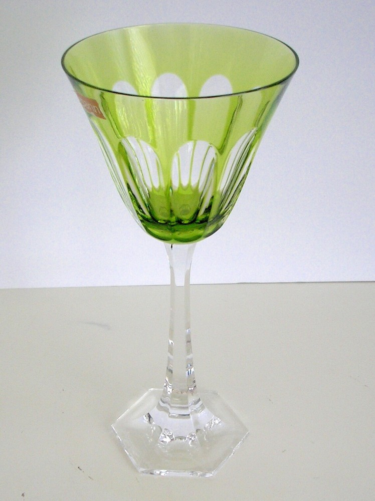 1 VINTAGE NACHTMANN LIME RESEDA CASED CUT TO CLEAR CRYSTAL WINE GOBLET signed