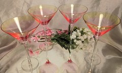 4 Circleware SUNSET Pink/Gold Ombre Martini Frozen Drink Cocktail Glasses Set
