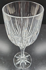1) Lenox Starlight Water Goblet Elegant Crystal Clear Vertical Cut Etch Stemware