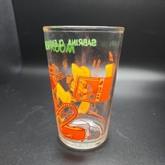 Vintage 1971 Welch’s Archie Comic -Sabrina cleans her room 4 1/4″ Juice Glass