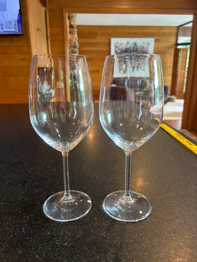 LENOX TUSCANY PAIR of 2 BORDEAUX WINE 9 1/2” TALL 18 oz GOBLETS NEAR PERFECT