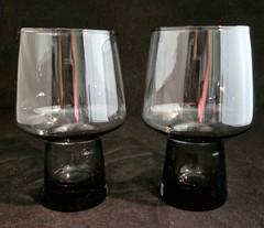 (137) Set Of 2 Vintage Libbey Accent Beer Glasses Smoke Tinted Base