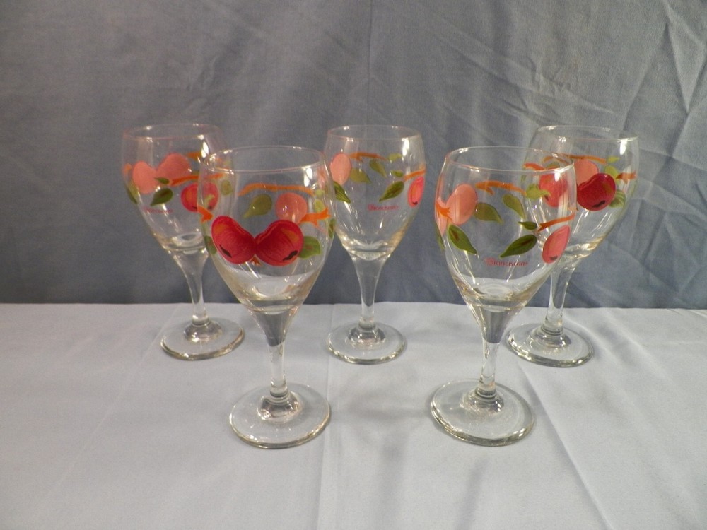 Set of 5 Franciscan Apple Pattern Water Goblets 7 3/8″ Tall