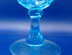 Viking Glass Colonial Blue Diamond and Thumbprint 6 3/8″ Goblet 1972 Yesteryear