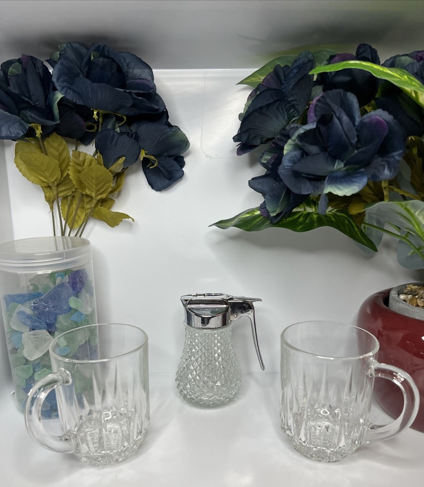 2 Diamant Cristal D’Arques-Durand Crystal Glass Coffee Mugs W/sugar dispenser