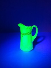 Souvenir Heisey Ivorina Custard Uranium Glass Mini Pitcher Kearsage Michigan