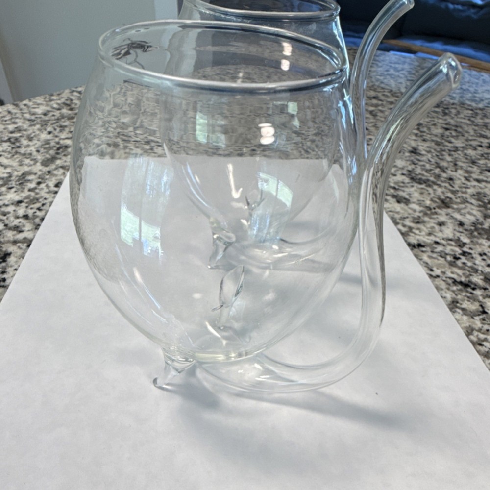 Vampire Wine Glasses, Set of 2 with Built-In Straw, Clear