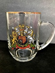 VINTAGE BEER MUG GLASS – QUEEN ELIZABETH II – SILVER JUBILEE – 1977