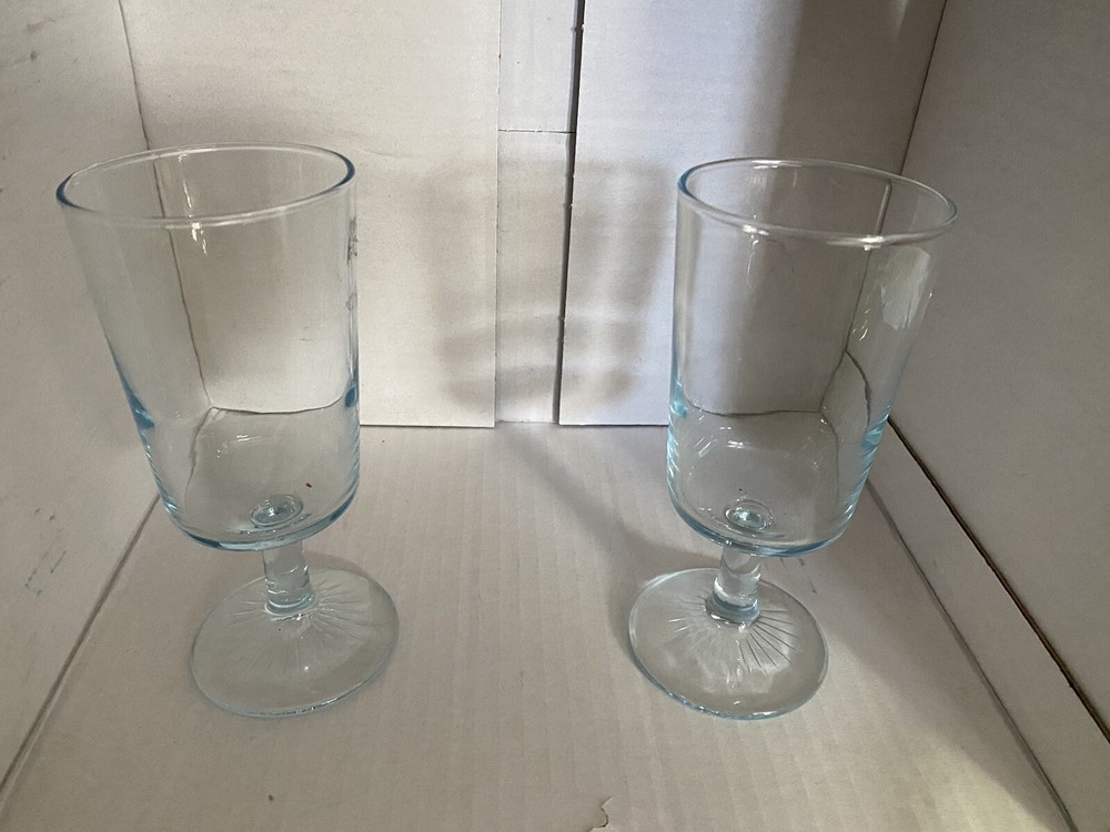 Vintage Star Sapphire Duz Crystal Light Ice Blue Glasses Water Goblets x 2 Set