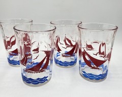 Anchor Hocking 50’s Sailboats Vintage juice table glass red white blue Set Of 4!