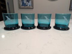Vintage Coastal Blue Glass Tumblers with Seagull Design – Set of 4