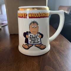Vintage 1970s Harvey Wallbanger Mugs Set of 5 Indiana USA Retro Barware Gold Rim