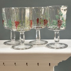 Kokomo Early American Glass Set of 4 Paneled Embossed Grapes #507 Wine Glasses