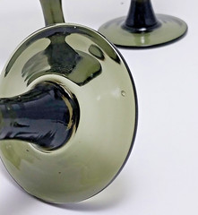 Hand Blown Seeded Bubble Wine Glasses Solid Avocado Green Water Goblets Set Of 4