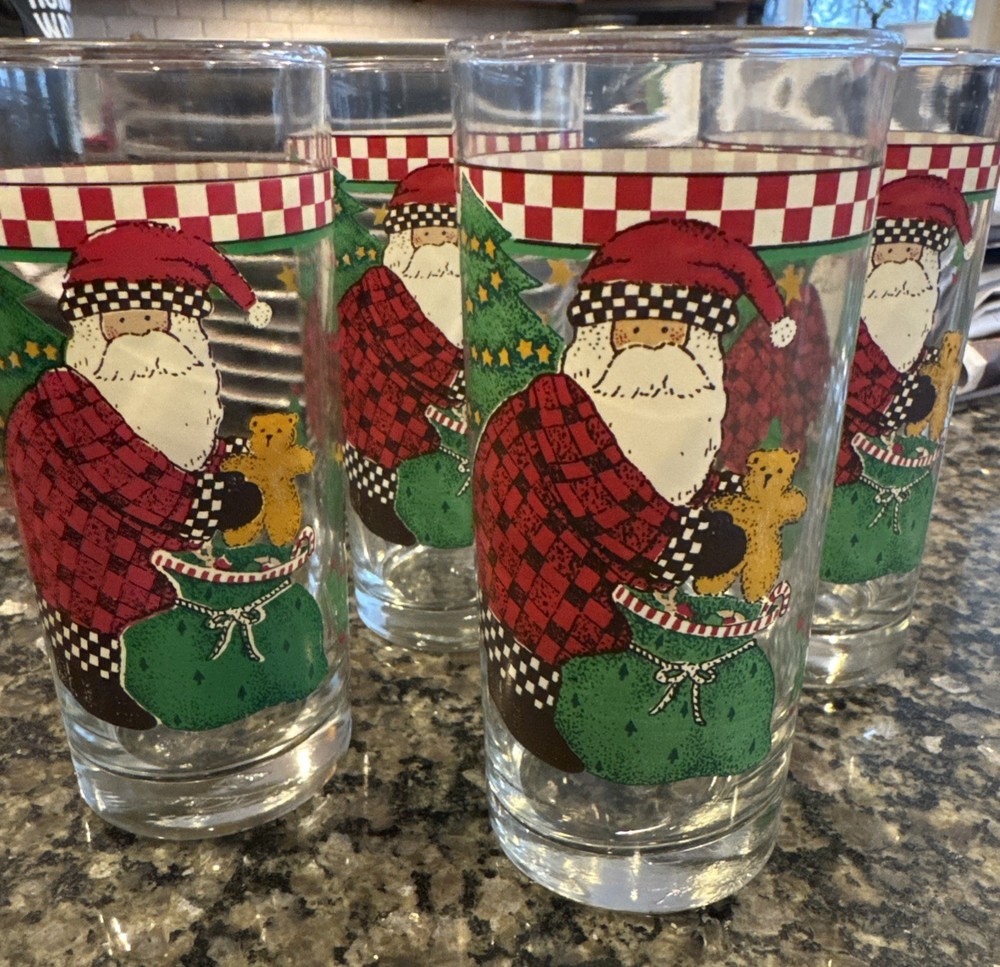 Vintage set of 4 Debbie Mumm Sakura Magic of Christmas Tumbler Holiday Glasses
