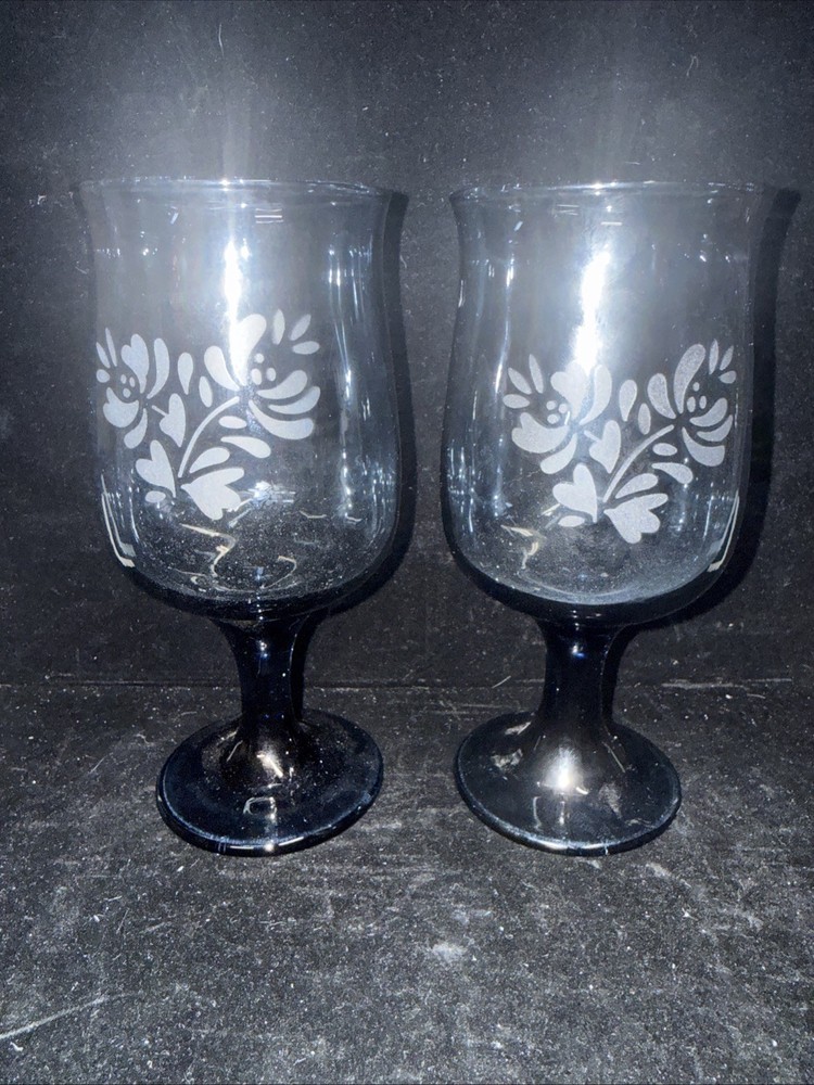 Vtg Pfaltzgraff Glass Goblets Blue w/ White Etched Flowers Retro 5.5″ Set Of 2
