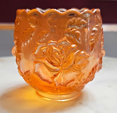 Dugan Marigold Glass Tumbler Wreath Of Roses Floral Pattern Round Scalloped Rim