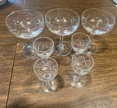 Val St Lambert- 3 Coupes & 4 cordials, arches & exes 6-sided stem