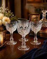 Mikasa Buckingham Cut Crystal Wine Glasses Set of 4 Starburst Stemware