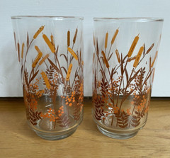 Pair Vtg 70s Libbey Tumblers Footed Harvest Gold/Orange Flower Cattails Motif