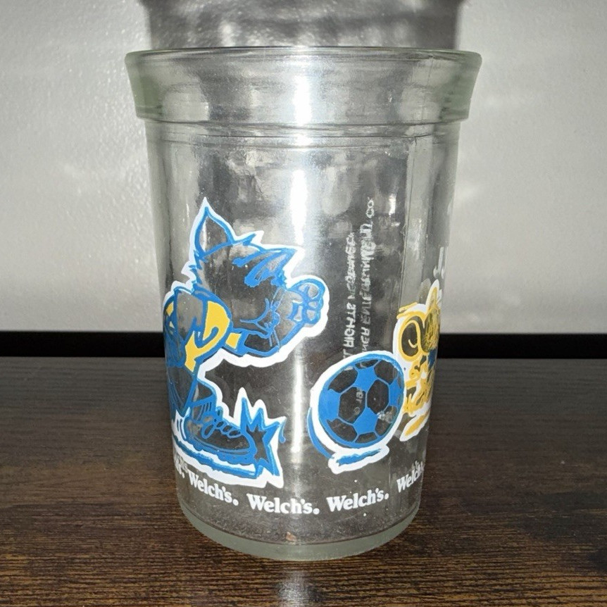 Welch’s Clear Glass 10 oz Kids Drinking Glass, Soccer Sports Pattern