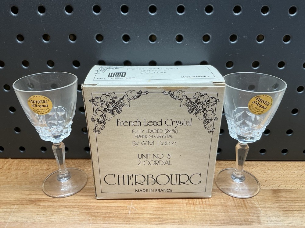 Vtg W.M. Dalton 24% French Lead Crystal Unit No. 5 2 Cordial Glasses Made France