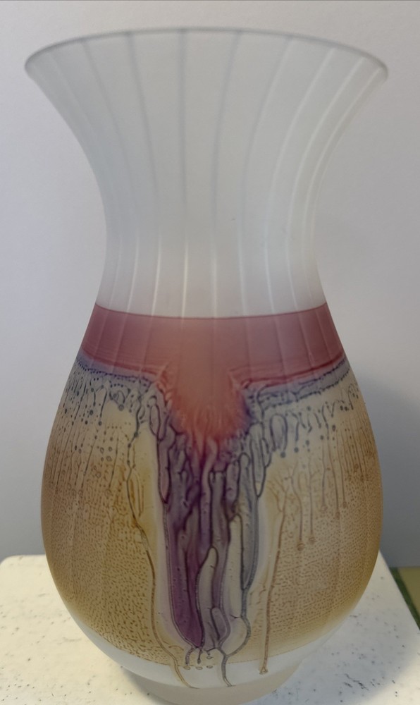 VTG 1970 Rueven Hand Painted Nouveau Art Glass Vase 9.25” Ribbed Hand Fired UP39