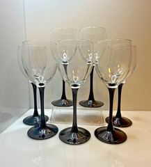 Set of 7 Vintage Luminarc Domino Black Stem Wine Glasses from France – EUC