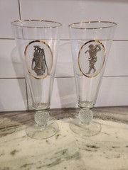 2 Pilsner Beer Glass with 3D Pewter Golfer, Golf Bag & Golf Ball Accents