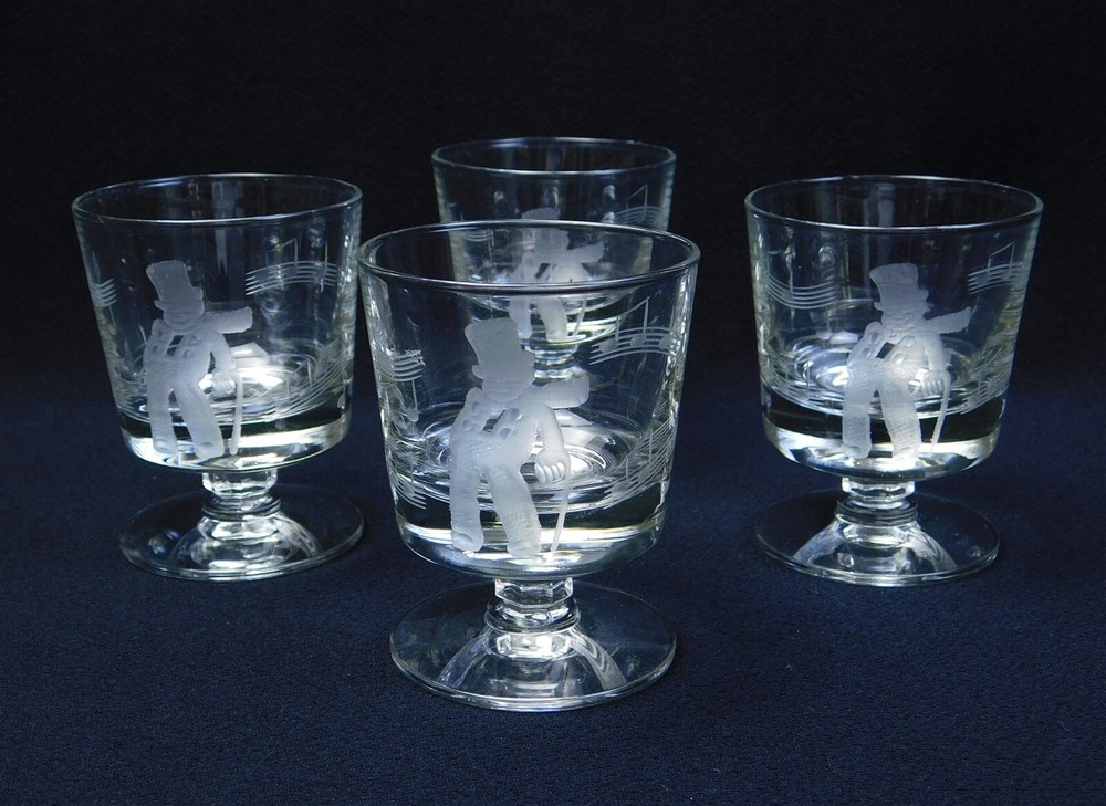 4 David Gulland Etched Glasses Cordial Liqueur 3.25″ Top Hat Cane Musical Notes
