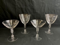 Lot of 4 Embossed Hexagon Stemmed Crystal Wine Glasses Pre-Owned Set