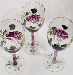 3 Long Stem Wine Glasses Barware Hand Painted Purple Grape Design 7 3/4»