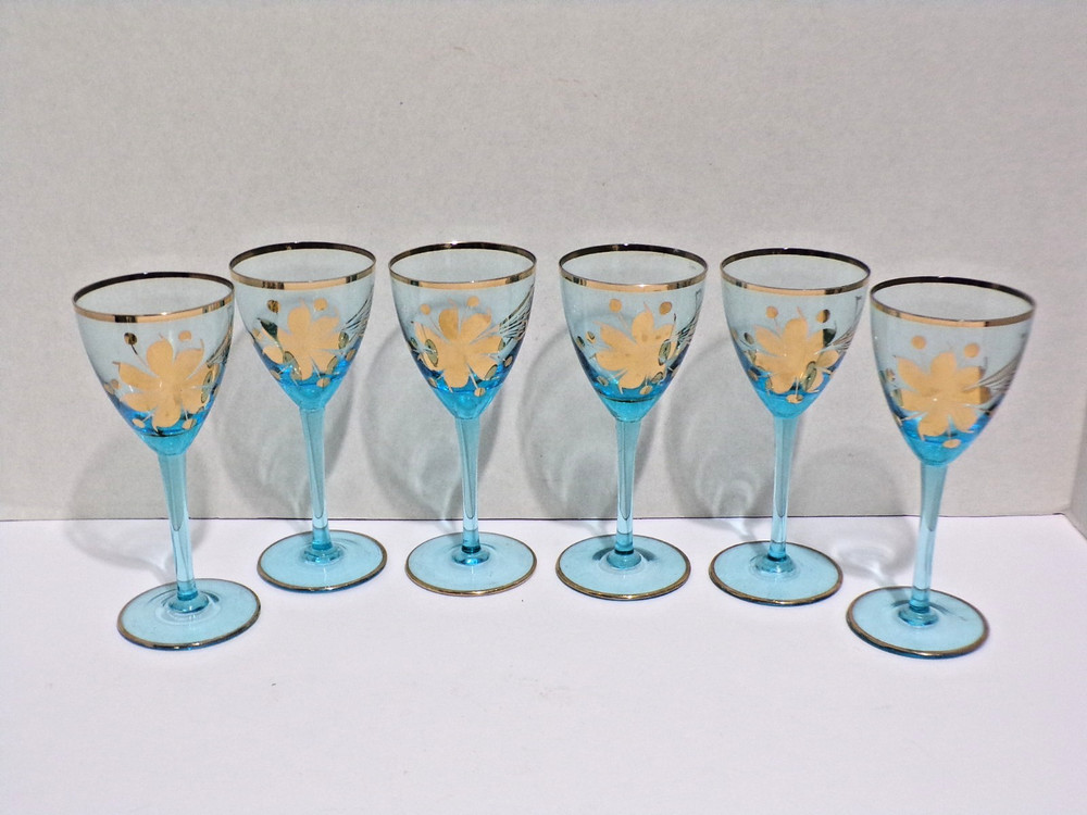 Vintage Hungry Romanian Blue Cordial Glasses Gold Roses Wine 4oz Glass Set of 6