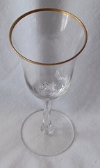 Set of 12 Lenox Crystal Hayworth Wine Glasses 6 5/8” gold trim on rim EUC