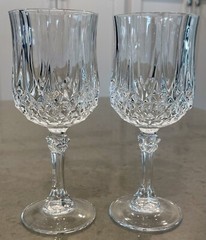 Cristal d’Arques-Durand LONGCHAMP – 2 Wine Glasses, French Lead Crystal – 5.75oz