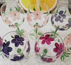 7 Balloon Wine Glasses Dainty Long Stem Hand Blown & Painted Florals 8″ 16 oz.